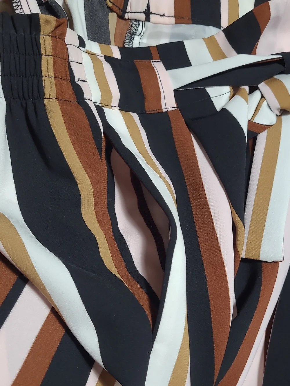 Striped Wide Leg Pant - Picture 7 of 8